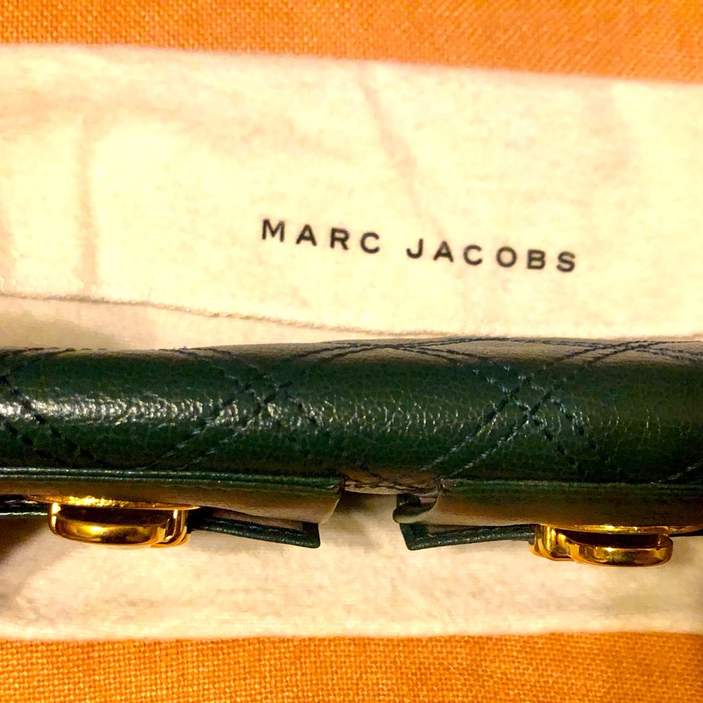 🌴🤩AUTHENTIC MARC JACOBS DESIGNER QUILTED LEATHER ZIP TOP GREEN WALLET😍 - Picture 5 of 16